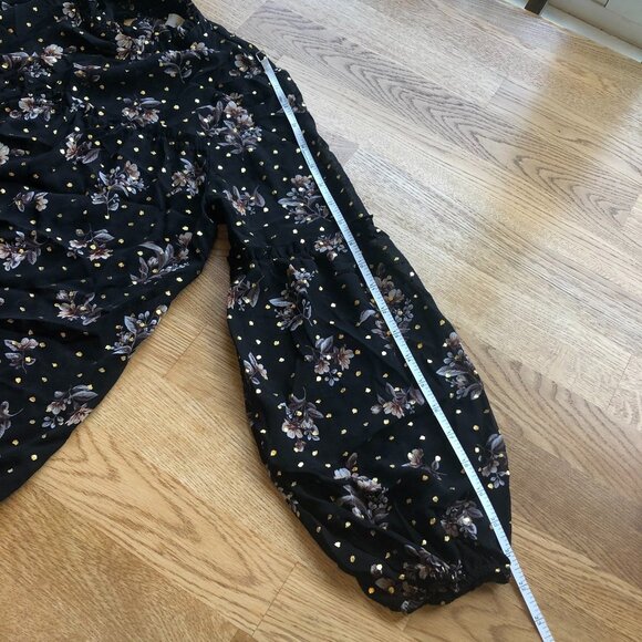 Urban Romantics Black Floral Top Mockneck Metallic Gold Puff Sleeve Small - Picture 11 of 11